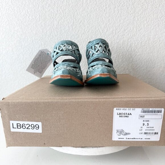 Blue and Brown Ankle Boots with Western Design - Picture 12 of 13